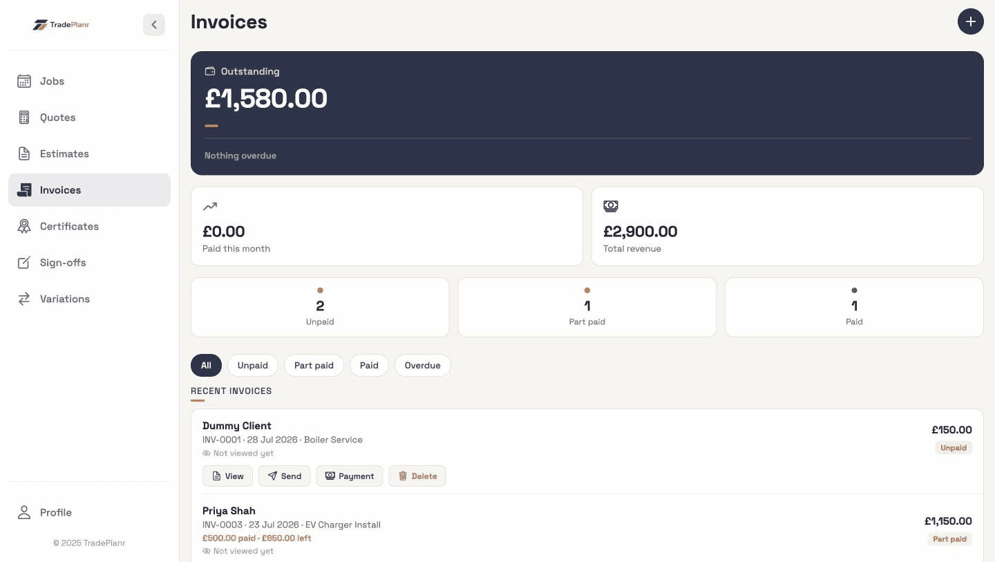 Chase invoices in one place — TradePlanr in the browser